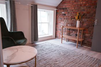 Spire entire attic apartment no kitchen, Dublin (fotografie 4)