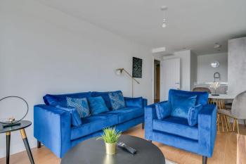 Lovely Riverside 2 Bed Apartment, Лидс (фото 2)