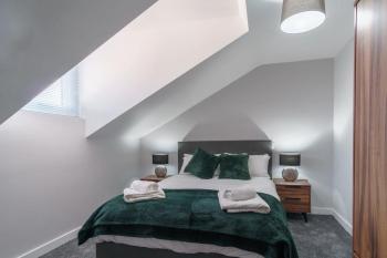Stunning 2 Bedroom Apartment in Liverpool, Liverpool (photo 5)