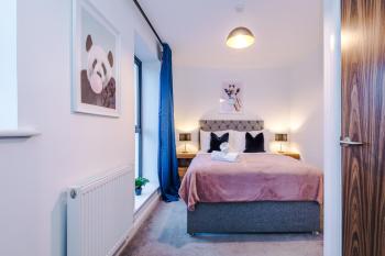 Stunning Manchester House Sleeps 10 with Parking by PureStay - Short Stays & Accommodation, Mánchester (foto 5)