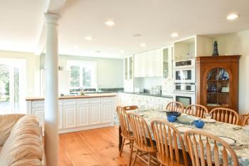 Waterfront Fun at this Huge Family Estate, Eastham (photo 4)