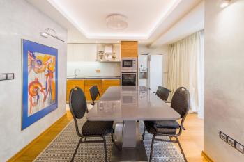 Signature Suite - 1 Bedroom by Flat Manаger, Sofia (Foto 4)