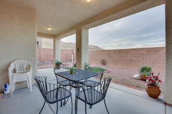 Las Vegas Home with Mtn Views 13 Mi to the Strip!, Las Vegas (fotografie 3)