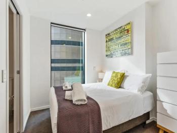Central 2 BR apt - large balcony by Zodiak Stays, Auckland (fotografie 2)