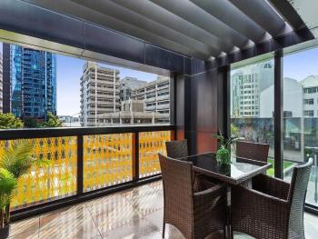 Central 2 BR apt - large balcony by Zodiak Stays, Auckland (fotografie 3)