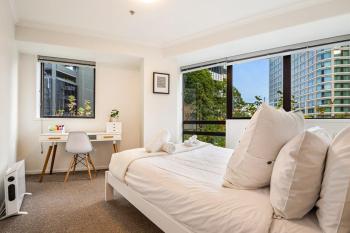 Prime location - 2BR Urban retreat I Zodiak Stays, Auckland (fotografie 4)