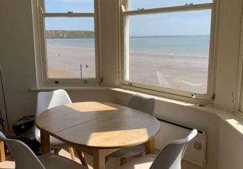 Apartment 5, 11 The Beach - Spectacular views of the bay, Filey (zdjęcie 2)