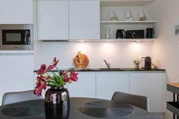 Huswell - Spacious top-floor apartment with private parking, Middelkerke (foto 4)