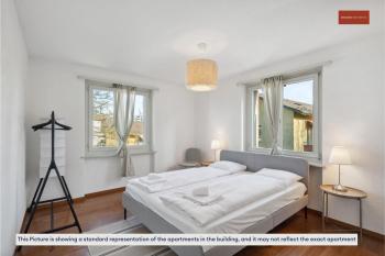 Comfortable stay in Oerlikon 20 minutes away from Zurich Airport, Zürich (Foto 2)