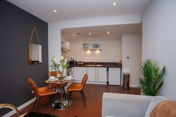 1 Bedroom Apartment in Very Central Location, Glasgow (Foto 3)