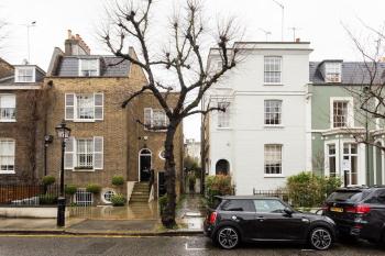 Artistic 1bed flat with patio in South Kensington, Londýn (fotografie 3)