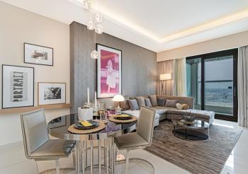 Savis Homes - Damac Paramount Tower A 1BR Ultimate Luxury and Glam Escape, Дубай (фото 3)