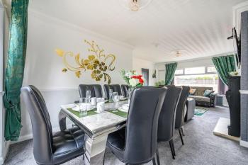 *328OL* For your relaxed & Cosy stay + Parking, Лидс (фото 5)