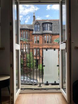 Rustic Top Floor West End Pad With Balcony, Parking next to Byers Road, Aston Lane, Glasgow Uni, Glasgow (foto 3)