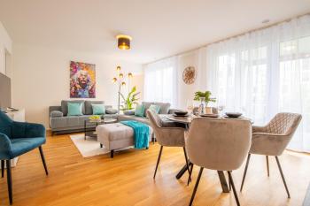 Spacious Apartment near Messe - Special EINSTEIN IIV Apartment, Basel, up to 6 guests, Базель (фото 2)