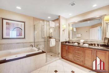 MGM Signature-11-604 Jacuzzi Studio, Las Vegas (photo 4)