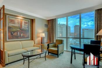 MGM Signature-Strip View Tower 2 Jacuzzi Studio, Las Vegas (photo 4)