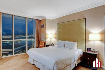 MGM Signature-20-620 1Br 2Ba Balcony Suite, Las Vegas (Foto 2)