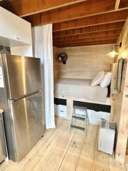 Cozy Studio in the Heart of Bar Harbor [Sea Smoke], Бар-Харбор (фото 4)