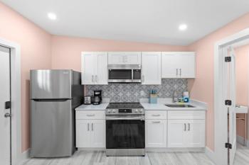 Charming Suite with Balcony and Bikes at Historic Sandpiper Inn, Sanibel (fotografie 4)
