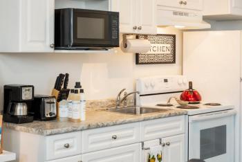 NN - The Evelyn - Whistlebend 1-bed 1-bath, Whitehorse (zdjęcie 5)