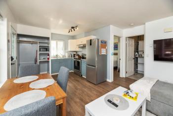 NN - The Summit - Copper Ridge 1-bed 1-bath, Whitehorse (photo 3)