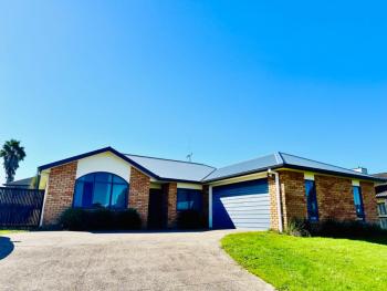 Spacious Comfty 4 BDMs House in Rototuna, Hamilton (Foto 3)
