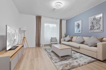 LAM Shades of Grey - AC, Bratislava (fotografie 5)