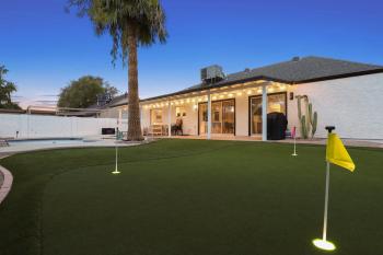 The Dava: Free Heated Pool & Putting Green, Tempe (photo 5)