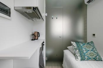 Apartment for one - white, Tallinn (foto 2)