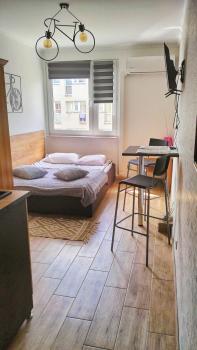 NightHost Robotnicza 32 m 328 Wrocław free parking, Breslau (Foto 5)
