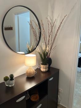 Cozy apartment with big veranda near Athens centre and metro tram, Atene (foto 4)