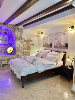 Diocletian Wine studio apartment, Split (photo 2)