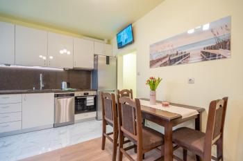 Top Location Central New & Spacious 3 BDR apt Medical Academy, Sofia (Foto 5)
