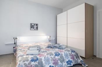 GuestHost - Garnopea Modern & Stylish Apartment with Balcony, Lecce (foto 3)