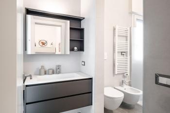 GuestHost - Garnopea Modern & Stylish Apartment with Balcony, Lecce (foto 4)