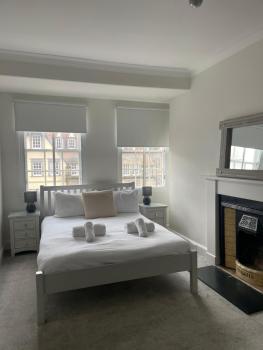 Pass the Keys Modern 3 Bed Flat on the Historic Royal Mile, Édimbourg (photo 2)