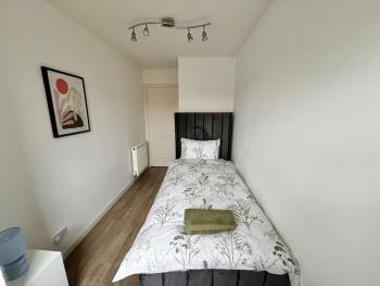 Ideal 3 Bed Home In Glasgow City With Free Parking, Глазго (фото 4)