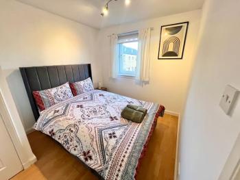 Ideal 3 Bed Home In Glasgow City With Free Parking, Глазго (фото 3)