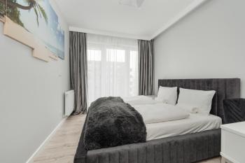 Luksusowy Apartament z 3 Sypialniami, Klimatyzacją, Parkingiem i Biurkiem we Wrocławiu by Renters Prestige, Breslau (Foto 2)