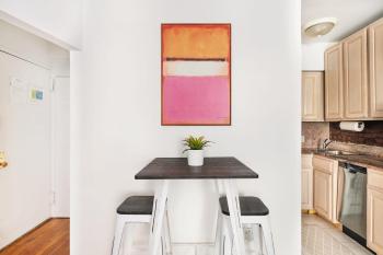 350-1A Gramercy New 1BR Sleeps4 Newly Furnished, New York (photo 4)