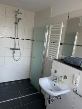 Ferienwohnung mit Fußbodenheizung nahe Messe, gratis Parkplatz und Abstellplatz E - Bike, Hannover (fotografie 3)