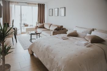 Uniq Apartment zum Wohlfühlen mit Weserblick und Balkon in Toplage, Bremen (Foto 3)