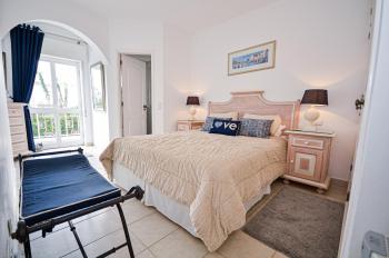 Oasis Parque, Alvor. (AT04) Beautiful 2 Bed Villa with Pool, Portimão (foto 5)