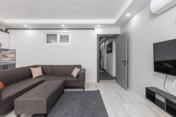 6-Şehir Merkezinde Büyük Modern Daire, Antalya (fotografie 4)