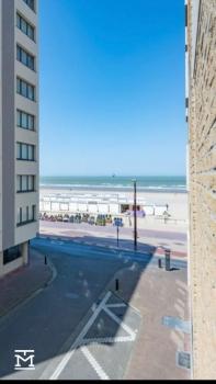 Suite Maritim - Zijdelings zeezicht op 10m van strand en zee, Knokke-Heist (foto 3)