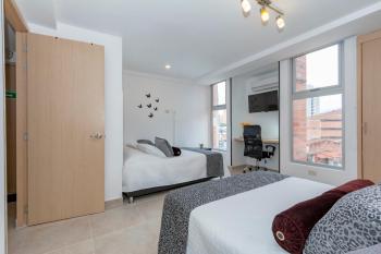 Apartamento central en zona comercial, Medellín (fotografie 3)