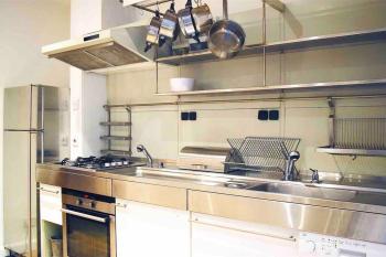 Eclectic family home in the heart of Notting Hill, London (photo 5)
