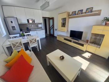 Happy Apartment & Free Breakfast - Mladost, Sofia (photo 3)