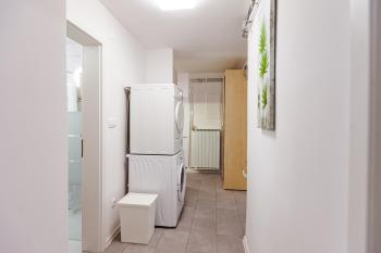 Cute tiny house, Ljubljana (photo 2)